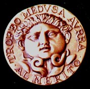Medaglia-della-Mecdusa-aurea_